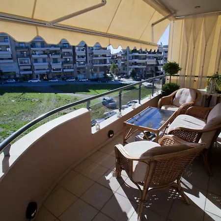 Deluxe Boutique , Jacuzzi, Private Parking, Fireplace Διαμέρισμα *