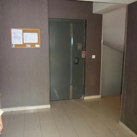 Διαμέρισμα Deluxe Boutique , Jacuzzi, Private Parking, Fireplace *